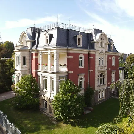 Vier Jahreszeiten Hotel