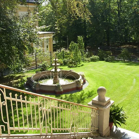 Hotel Vier Jahreszeiten 4*