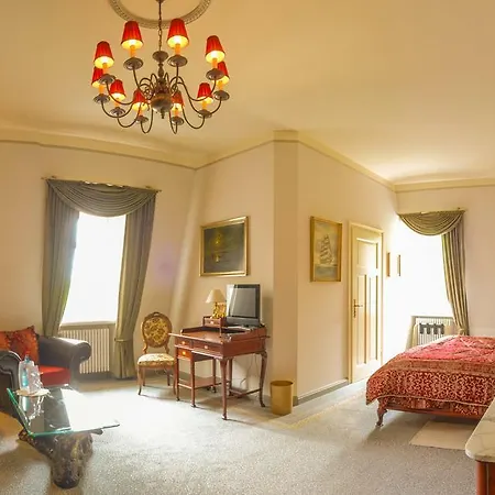 Vier Jahreszeiten 4*