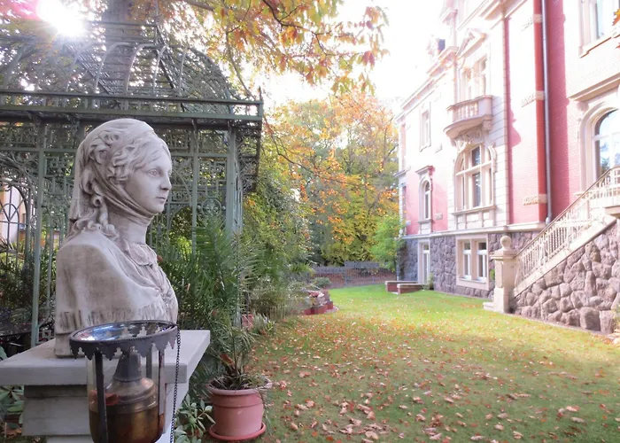 فندق Vier Jahreszeiten 4*