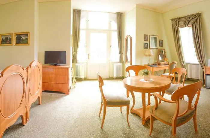 Vier Jahreszeiten Crimmitschau